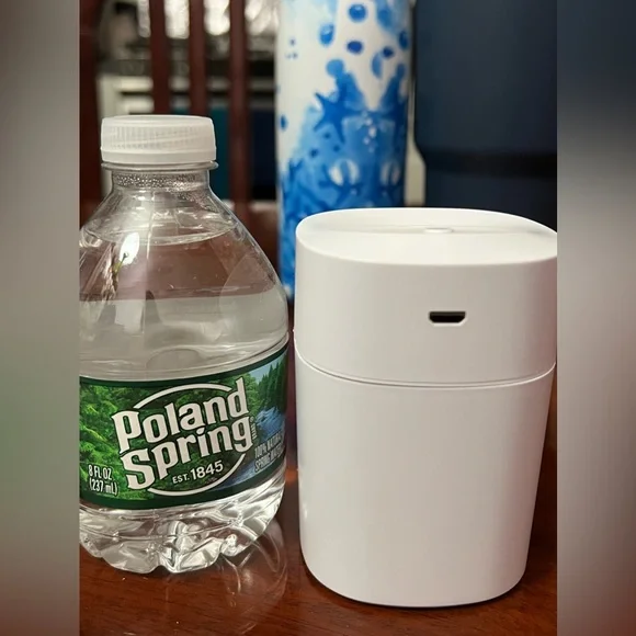 New Portable Mini Humidifier - Picture 8 of 11